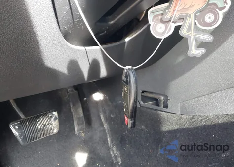 2008 Jeep Commander Sport z USA, uszkodzony, nr VIN 1J8HG48N08C211028